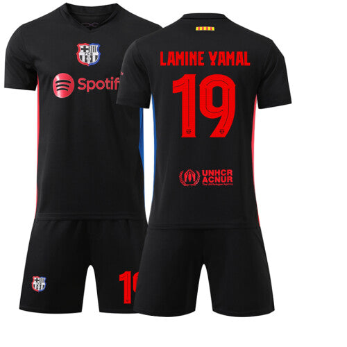(28, BLACK 19) 2025 Adult Kids Soccer Uniform MESSI 10 LAMINE YAMAL 19 OLMO 20 RAPHINHA 11 Football Jersey
