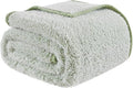 EMME Sherpa Blanket - Ultra Soft Warm Bed & Sofa Blanket, 152x203cm, Microfiber, Reversible, Lightweight & Fuzzy, Sage Green