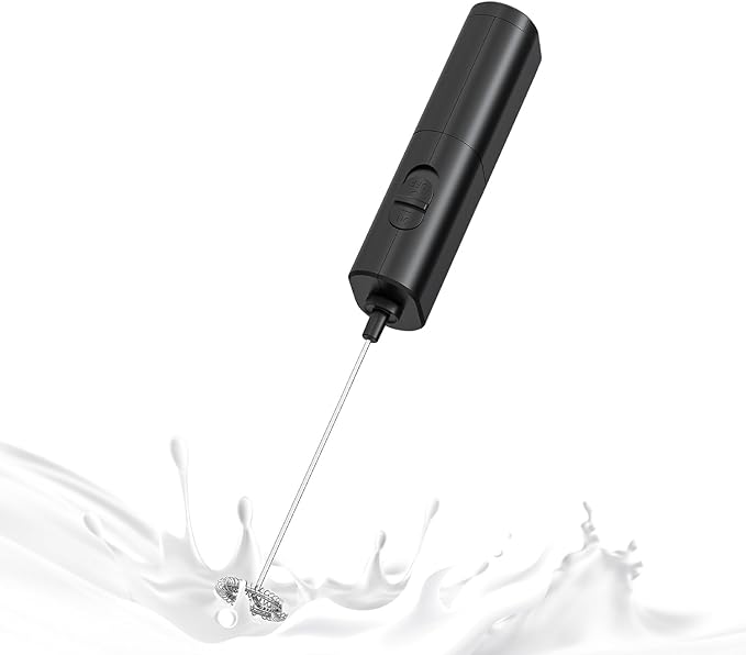 Compact Handheld Electric Milk Frother – Battery Operated Electric Whisk & Mixer for Coffee, Latte & Matcha, Portable and Easy to Use (2 × AA Batteries Required) – Black