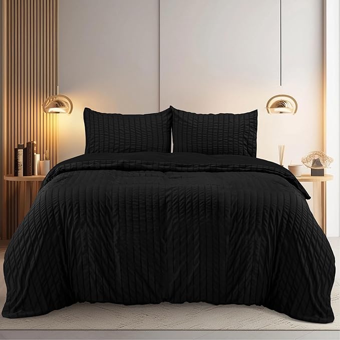 Utopia Bedding Seersucker Duvet Cover Set - Duvet Cover Double with Pillowcases - Soft Microfibre Polyester Seersucker Bedding (Black)