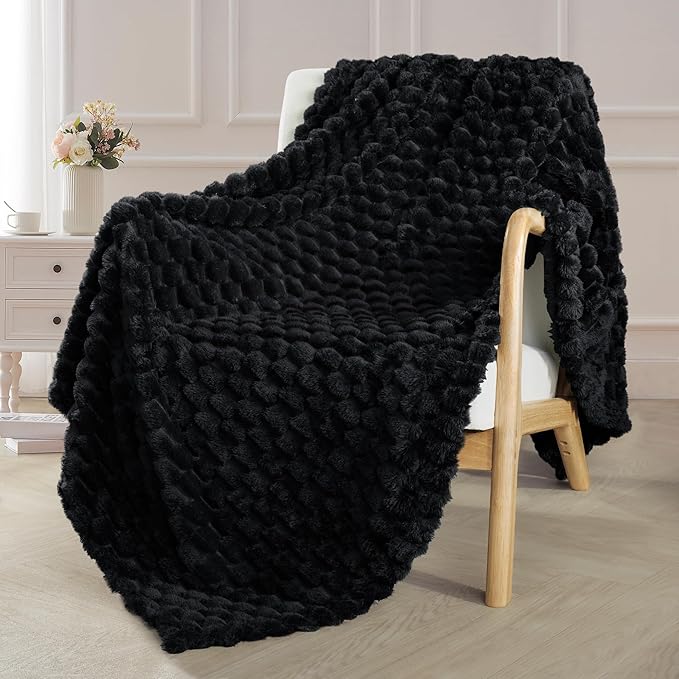 Exclusivo Mezcla Extra Large Soft Fleece Throw Blanket, 127x178 CM Stylish Jacquard Throw Blanket for Sofa, Fuzzy Cozy Lightweight for All Season, Black