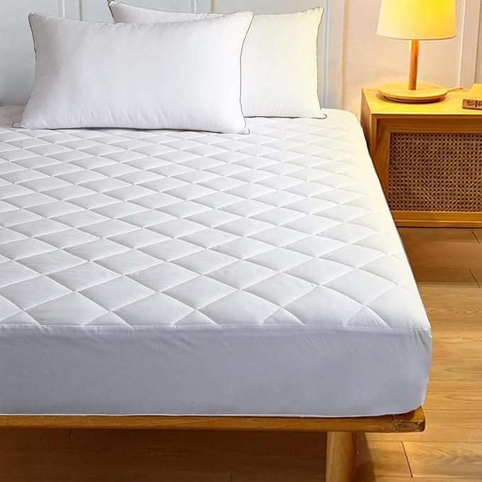 Quilted Double Mattress Protector 30cm Deep Pocket- 100% Microfiber Anti-Allergenic & Super Soft Quilted Fitted Mattress Protector for Ultimate Comfort (137×190)