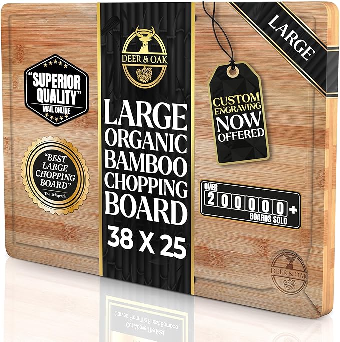 Deer & Oak Large Cutting Board 38 x 25 x 2cm, Pre-Oiled Wooden Bamboo Chopping Board for Carving Meat, Fish, Vegetables, Fruits, Cheese, Bread