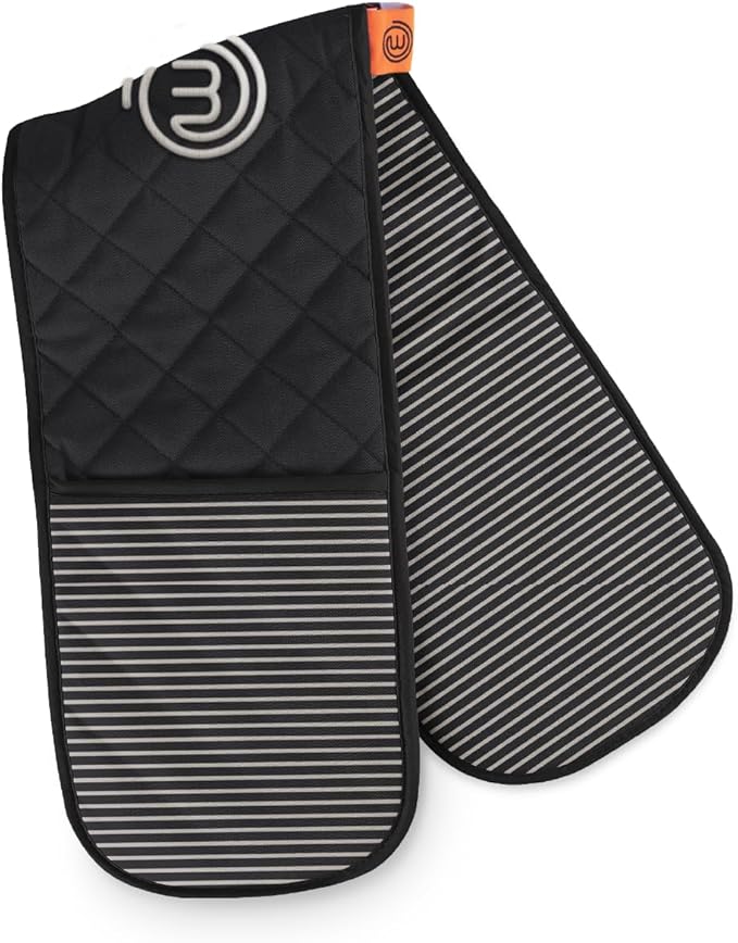 MasterChef Oven Gloves Heat Resistant, Double Oven Gloves Made from Cotton with Official Show Logo & Hanging Loop, Attached Oven Mitts, Machine Washable, Heat Proof Pot Holders for the Kitchen, Elite