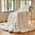 Faux Rabbit Fur Luxury Plush Sherpa Throw Blanket Reversible Fuzzy Warm Cozy Fluffy Fur Blanket for Bed Sofa Couch Home Decor (Cream, 150 * 200cm)