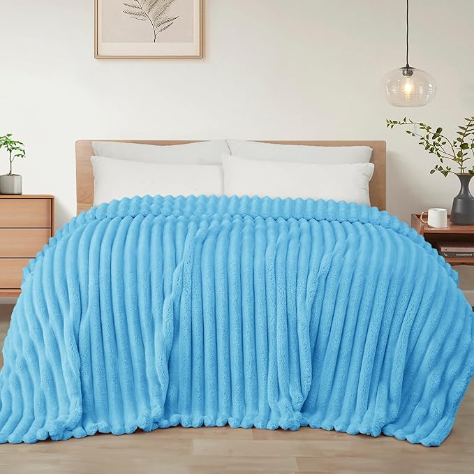 Exclusivo Mezcla Double Size Flannel Fleece Blanket, Super Soft Striped Jacquard Bed Blanket, Lightweight Fuzzy Cozy for All Seasons, 150x200 CM, Blue