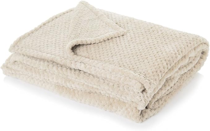 Dreamscene Throws for Sofas Cream Blanket, Soft Cosy Warm Honeycomb Waffle Mink Fleece Blanket for Bed Settee Large Sofa Throw Fluffy King Size Blankets Faux Fur Throw, 200 x 240cm