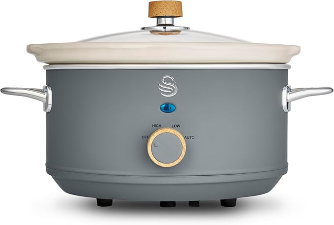 Swan Nordic Manual Slow Cooker, 3 Settings, Removable Dishwasher Safe Ceramic Pot and Glass Lid, Recipe Book Included, 3.5L (3-4 Servings), 200W, Grey, SF17021GRYN