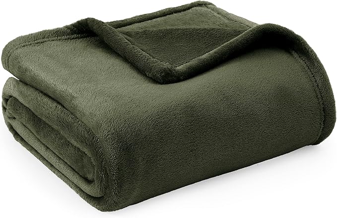Bedsure Fleece Throw Blanket for Sofa - Soft Cosy Fluffy Blankets for Bed, Warm Single Throws for Audlts, Olive Green, 130x150 cm