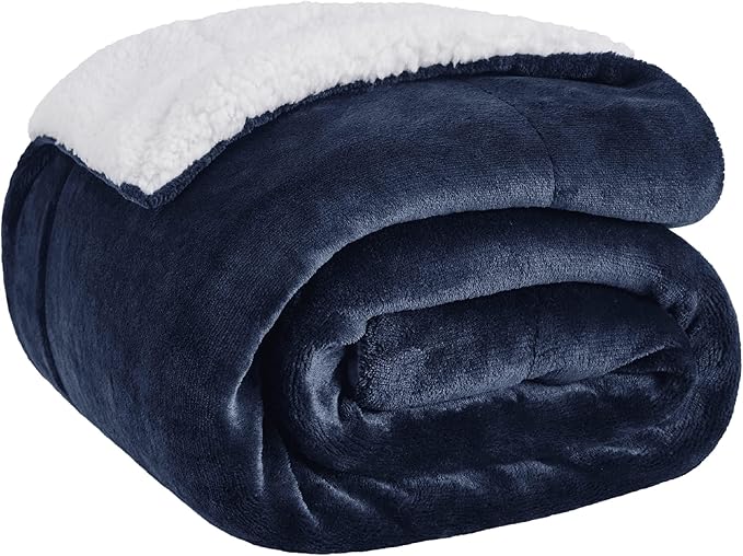 Bedsure Sherpa Fleece Throw Blanket - Thick and Warm, Fluffy Microfiber Solid & Soft Blankets for Bed and Couch Double/Twin Size, Navy, 150x200cm