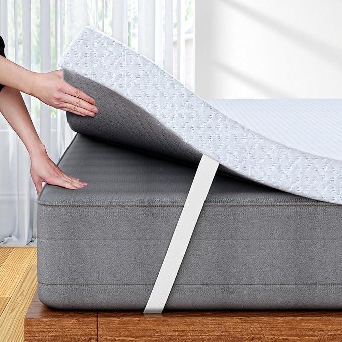 FRIDEKO Double Memory Foam Mattress Topper, Mattress Topper Double Bed with High-Density Foam, Washable & Removable Zipped Cover, Elasticized Corner Straps for Back Pain Relief (135x190x11cm)