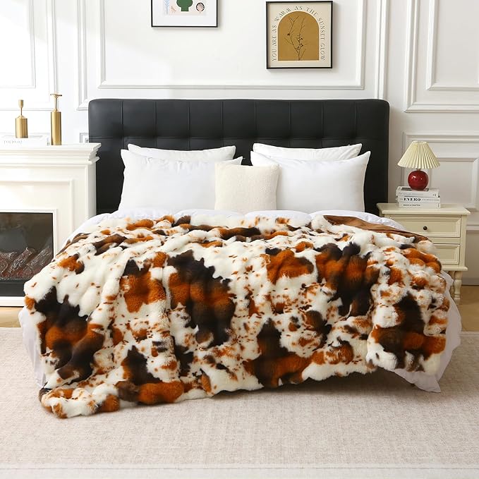 Faux Rabbit Fur Luxury Plush Sherpa Throw Blanket Reversible Fuzzy Warm Cozy Fluffy Fur Blanket for Bed Sofa Couch Home Decor (Brown Cow, 150 * 200cm)