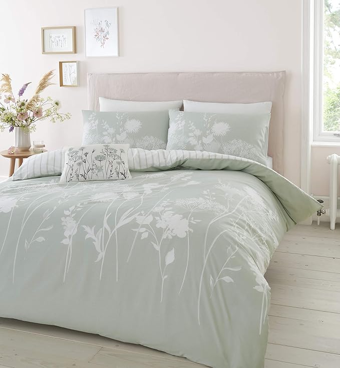 Catherine Lansfield Meadowsweet Floral Reversible King Duvet Cover Set with Pillowcases Green