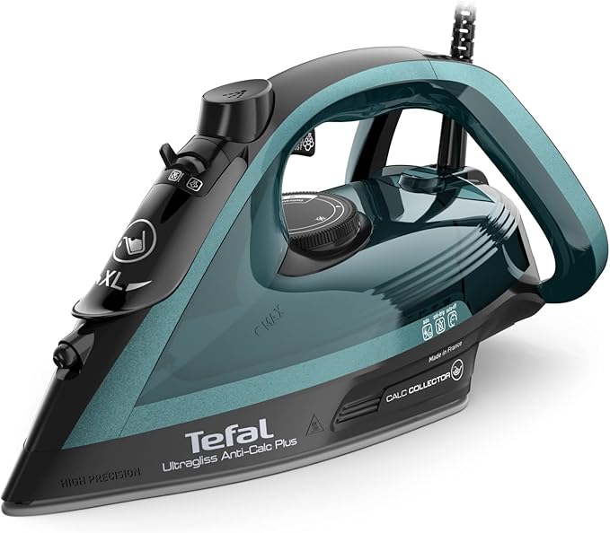Tefal Ultraglide Steam Iron 2800W, 260g/min Steam Boost, 50 g/min Continuous Steam, 270ml Water Tank, Durilium Non Stick Soleplate, Auto Off Anti Drip Anti Scale, FV6848