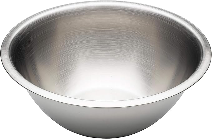 Chef Aid Stainless Steel Mixing Bowl 22 cm Diameter, Perfect Tool for Food Preparation and Serving Freshly Produced Food, 1.7 Litre Capacity, Dishwasher, Fridge and Freezer Safe